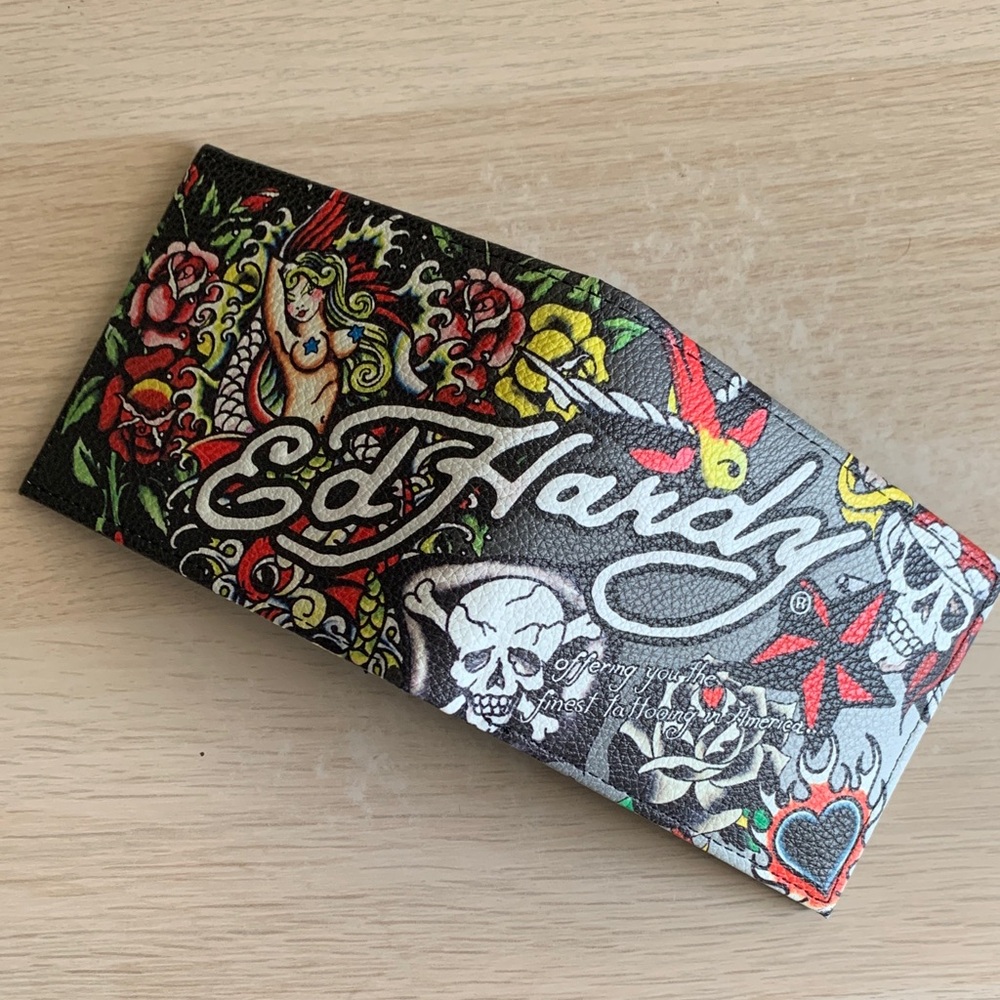 Ed Hardy Multicolor Graphic Key & Card Holder